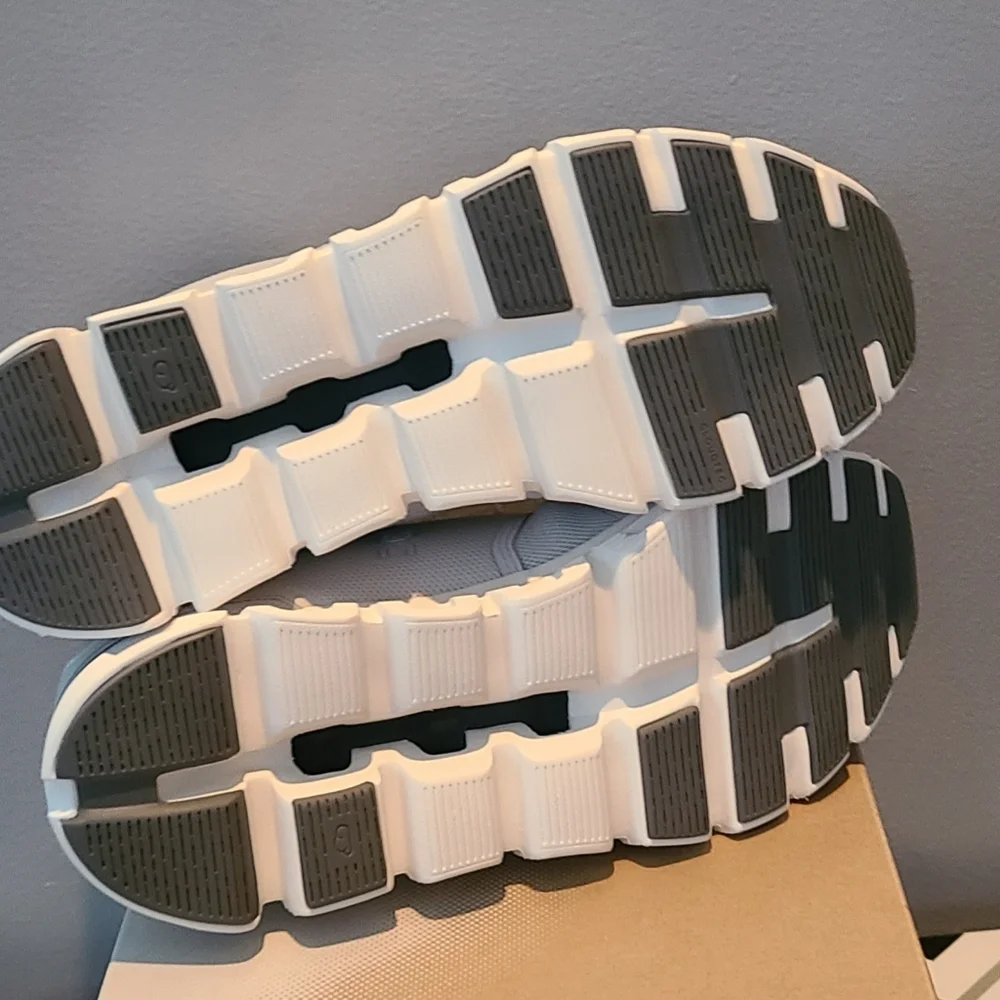 On Cloud  Cloud 6 women's size 10 - Picture 6 of 7